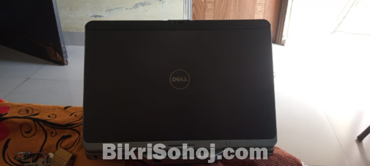 Dell Laptop 360° Rotate